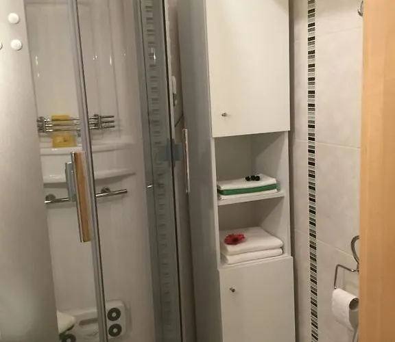 Apartment Old House *